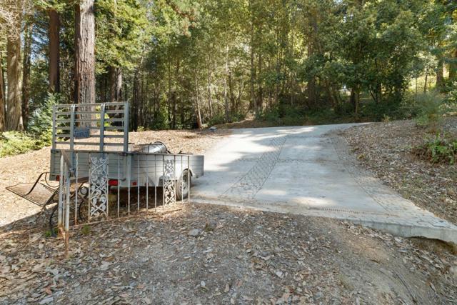 185 Sweetwater Lane, Ben Lomond CA: https://media.crmls.org/mediaz/cf013a12-f355-4cbf-8eb0-8585a5c1ebfa.jpg