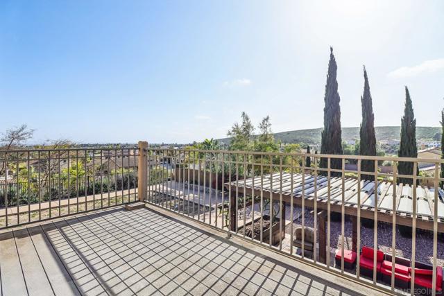 3043 Adams Ranch Ct, Chula Vista CA: https://media.crmls.org/mediaz/cf016460-8a1b-4df4-9082-ea8da43a00b5.jpg
