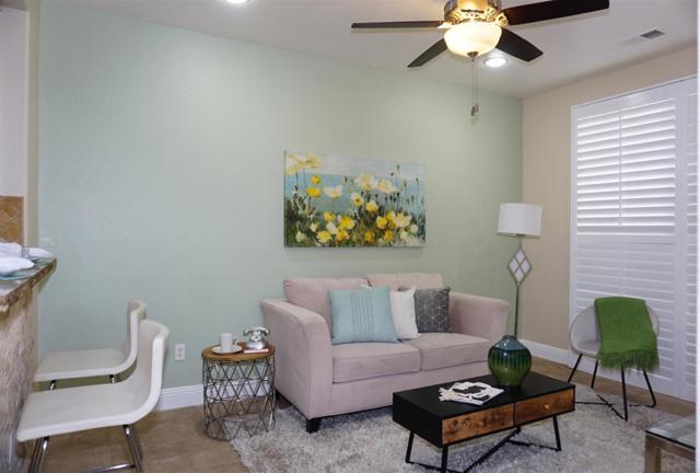 7950 English Oak Circle, Gilroy CA: https://media.crmls.org/mediaz/cf01a4cc-72a6-4b4f-9fc9-a3502cc8085b.jpg