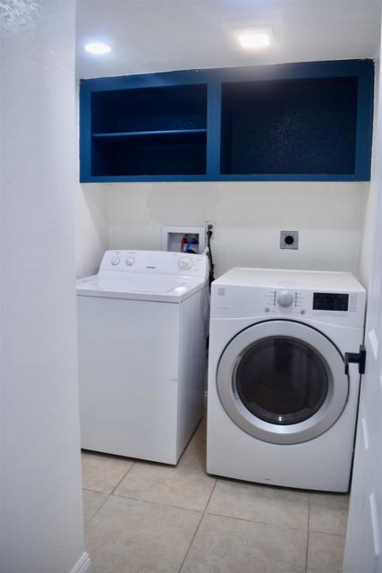 2206 Luz Way, Oceanside CA: https://media.crmls.org/mediaz/cf020ad9-23ab-41ef-9e18-2c7695ed723f.jpg