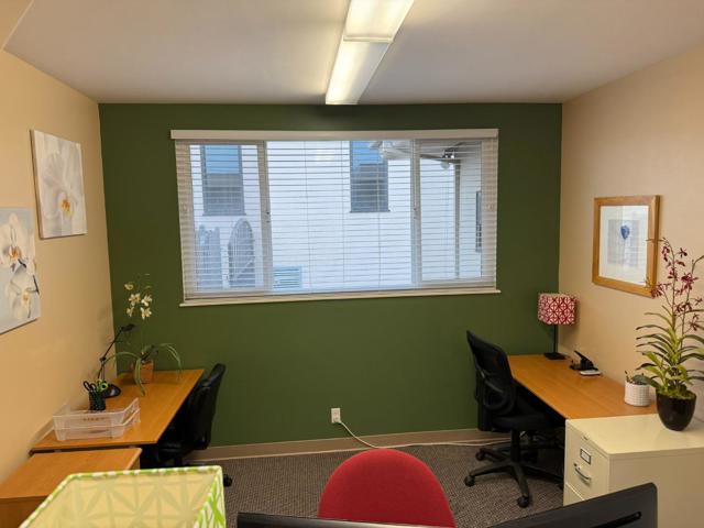 422 Peninsula Avenue, San Mateo CA: https://media.crmls.org/mediaz/cf023423-e24d-4179-88f1-db20ce869c3d.jpg