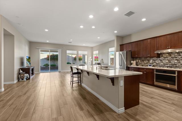 85536 Brovello Drive, Indio CA: https://media.crmls.org/mediaz/cf033156-70da-4c3a-a0f0-532379ca744b.jpg