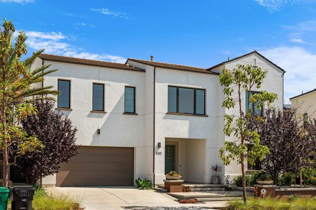 5347 Morning Sage Way, San Diego CA: https://media.crmls.org/mediaz/cf03975c-b682-41a4-96ee-47aa2594b3c0.jpg