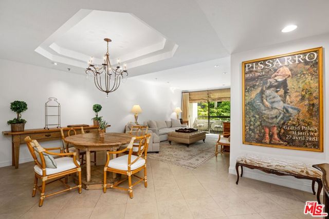 2132 Century Park Lane, Los Angeles CA: https://media.crmls.org/mediaz/cf03b836-62eb-4db2-bba4-2b0b452b6861.jpg