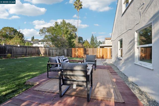 1467 Cape Cod Way, Concord CA: https://media.crmls.org/mediaz/cf046b7e-aa46-4ac2-8e1b-d76b614bb0ce.jpg