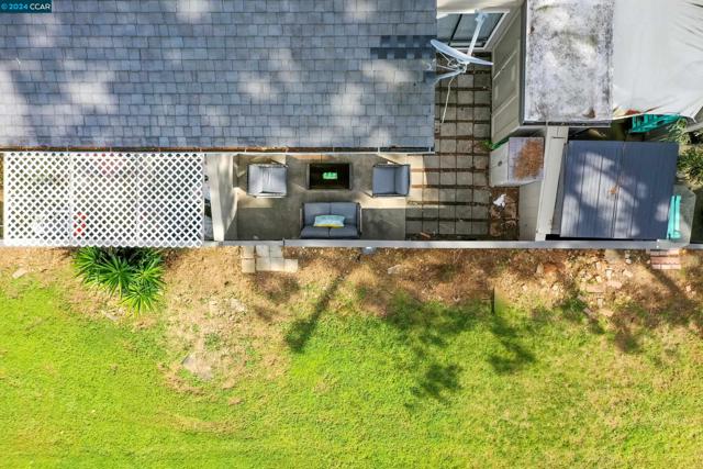 Image 18 of 33 For 1315 Kenwal Rd  C