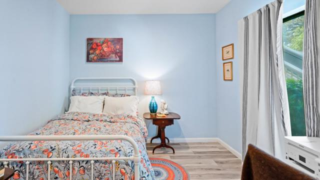 2600 Oak Road, Walnut Creek CA: https://media.crmls.org/mediaz/cf0535c7-236e-437b-90b5-92ea79ba8227.jpg