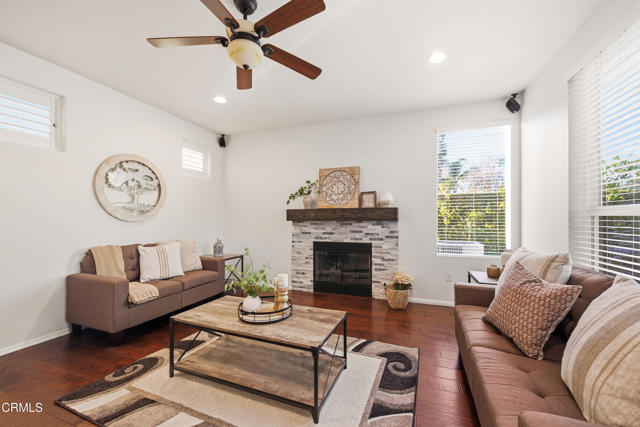 Detail Gallery Image 12 of 58 For 4609 Calle Descanso, Camarillo,  CA 93012 - 4 Beds | 2/1 Baths