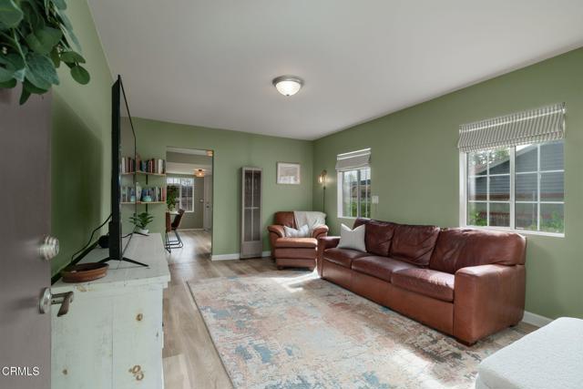 104 E Warner Street, Ventura CA: https://media.crmls.org/mediaz/cf05ec84-b834-40ac-b729-0eb101a9b228.jpg
