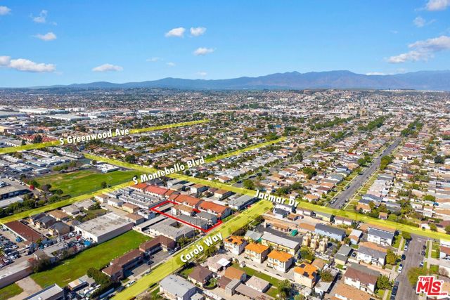 919 Carob Way, Montebello CA: https://media.crmls.org/mediaz/cf05f28d-1414-47dd-b95d-feb505586e4e.jpg