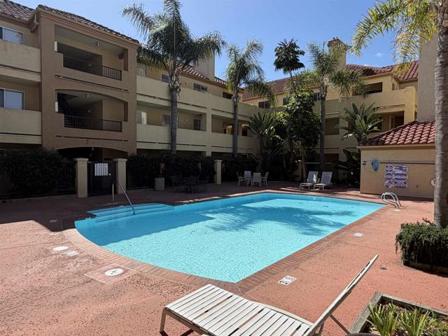 2057 Burton St, San Diego CA: https://media.crmls.org/mediaz/cf06796d-22fc-4cf0-bb4a-a15ac98257ff.jpg