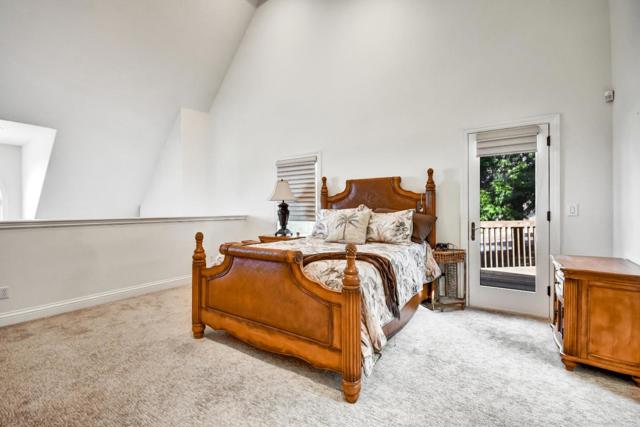 2295 Mcdonald Lane, Morgan Hill CA: https://media.crmls.org/mediaz/cf072f18-631b-4e26-8d6f-cbe03442a3bc.jpg