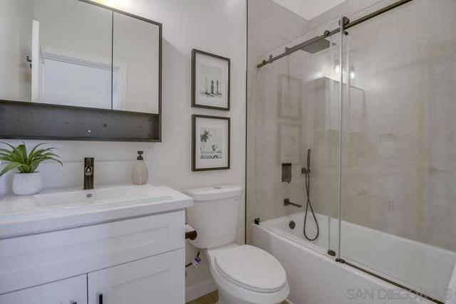 4607 Santa Cruz, San Diego CA: https://media.crmls.org/mediaz/cf0769b5-0128-4157-85df-2f60927594bb.jpg