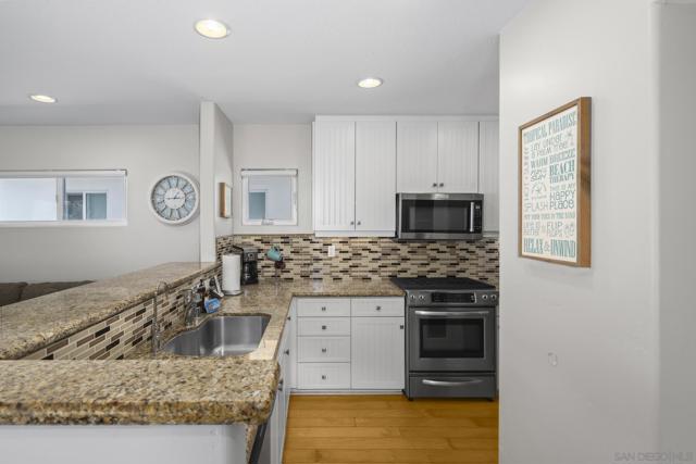 735 Jersey Court, San Diego CA: https://media.crmls.org/mediaz/cf09026c-3f93-43b9-80c5-ff2482244325.jpg