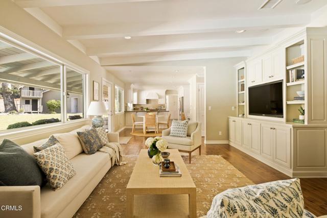919 Willow Springs Lane, Glendora CA: https://media.crmls.org/mediaz/cf098e2f-c118-4c18-ba5f-94cd0996b459.jpg