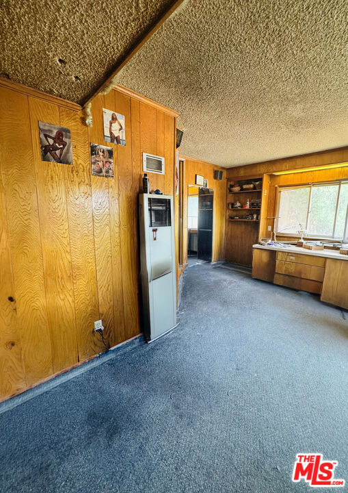 12209 Crewe Street photo 2