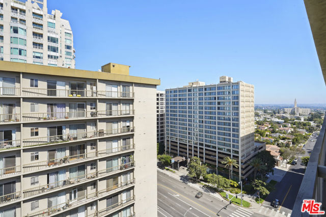 10751 Wilshire Boulevard, Los Angeles CA: https://media.crmls.org/mediaz/cf0a7de0-2a5a-4e55-a409-0e6fda843280.jpg