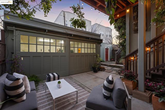 479 41st St, Oakland CA: https://media.crmls.org/mediaz/cf0b08e0-c821-4b1b-a4b8-3fabca07f8de.jpg