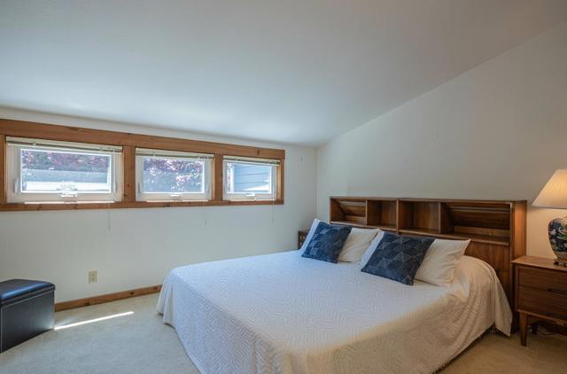 20 Woodside Place, Carmel Valley CA: https://media.crmls.org/mediaz/cf0b660a-8245-406c-9afc-5977bc8d8cd8.jpg