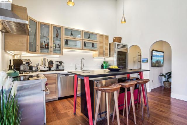 Image 12 of 46 For 90 Starview Dr