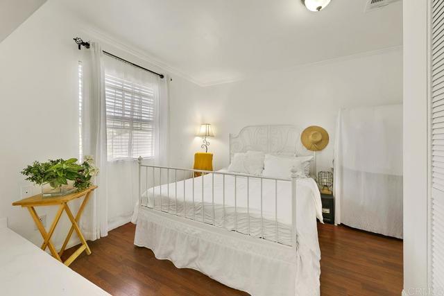 Image 32 of 55 For 4592 Ellenwood Drive