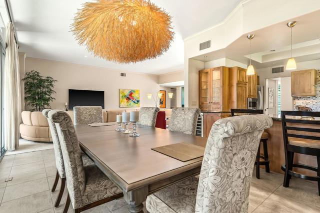 72205 El Paseo, Palm Desert CA: https://media.crmls.org/mediaz/cf0d3714-bcad-47b8-a82b-8c6195589ddb.jpg