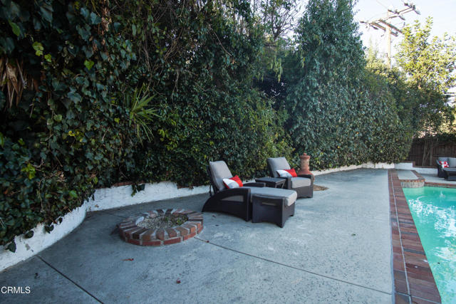 Detail Gallery Image 35 of 39 For 1781 El Monte Dr, Thousand Oaks,  CA 91362 - 4 Beds | 2 Baths