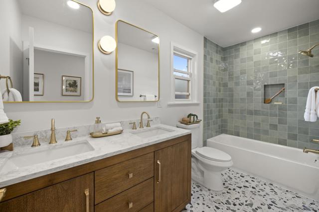 1091 Lincoln Ave, San Diego CA: https://media.crmls.org/mediaz/cf0d721b-4146-488b-b66c-c273c6c7bcc2.jpg