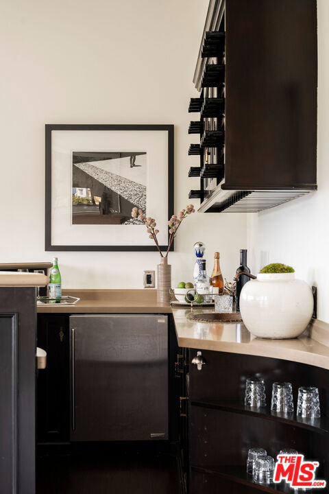 2125 Kew Drive, Los Angeles CA: https://media.crmls.org/mediaz/cf0dc918-f87e-469e-b42c-a0fbc1fb6eca.jpg