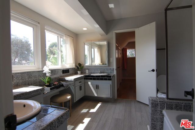 12158 Bambi Place, Granada Hills CA: https://media.crmls.org/mediaz/cf0eb30c-2535-41aa-9e9e-210795bdcb21.jpg