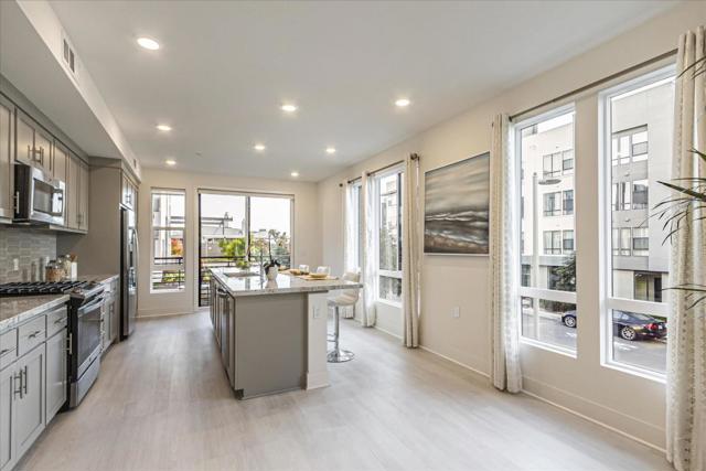 Image 5 of 43 For 45188 Ambition Street 201