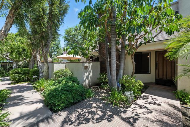 Detail Gallery Image 3 of 49 For 18731 Hatteras St #35,  Tarzana,  CA 91356 - 3 Beds | 2/1 Baths
