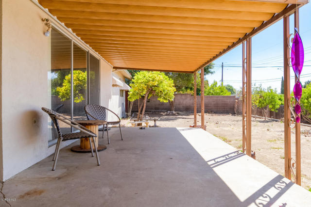 60 Natalie Way, Camarillo CA: https://media.crmls.org/mediaz/cf11639c-4f70-46d3-9756-9a34acf5c87d.jpg