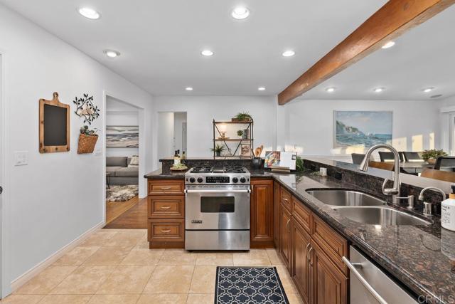 4704 Jumano Avenue, San Diego CA: https://media.crmls.org/mediaz/cf127d49-ef1a-491d-9c21-84a7b20bff68.jpg