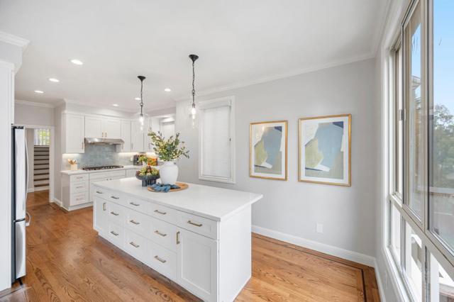 107 Knockash, San Francisco CA: https://media.crmls.org/mediaz/cf12f380-82f0-4f71-89ad-662eaa89ef35.jpg