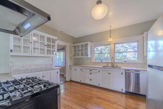 Detail Gallery Image 10 of 26 For 850 Garfield Ave, South Pasadena,  CA 91030 - 3 Beds | 2 Baths