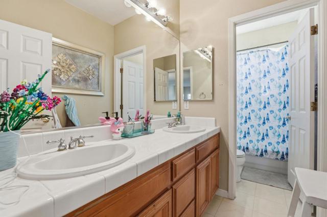 946 Martiri Court, Gilroy CA: https://media.crmls.org/mediaz/cf141486-f988-474f-b2ec-fea7a18f00fe.jpg