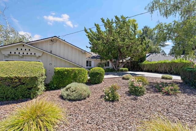 861 Riverside Drive, Los Altos CA: https://media.crmls.org/mediaz/cf146711-11e1-4861-8e58-0c7e90544ff7.jpg