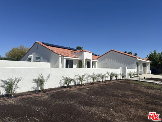 Image 5 of 44 For 70725 Ironwood Drive