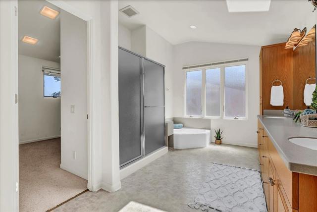 1037 Shell Avenue, Pacific Grove CA: https://media.crmls.org/mediaz/cf14f442-5500-4783-835b-55e29d61484f.jpg