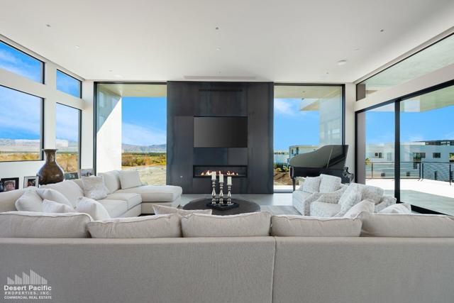 61006 Watkins Glen Dr, Thermal CA: https://media.crmls.org/mediaz/cf153927-e738-47b1-b4e7-1ca9dbe1ea08.jpg