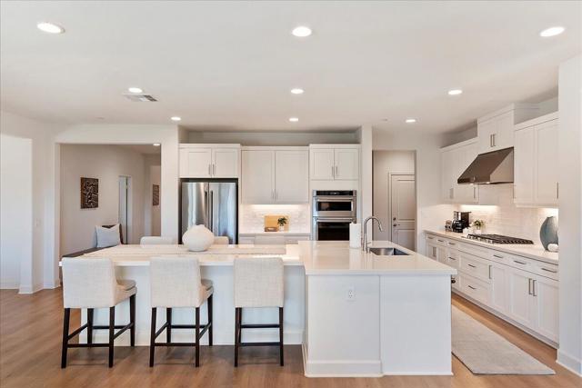 80435 Palatine Crt Court, La Quinta CA: https://media.crmls.org/mediaz/cf15b45b-0a8c-4947-9099-0929e9092368.jpg