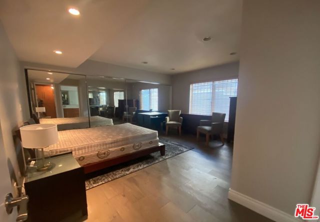 Drew Fenton | 1940 N Highland Avenue Los Angeles CA | MLS: 6990897