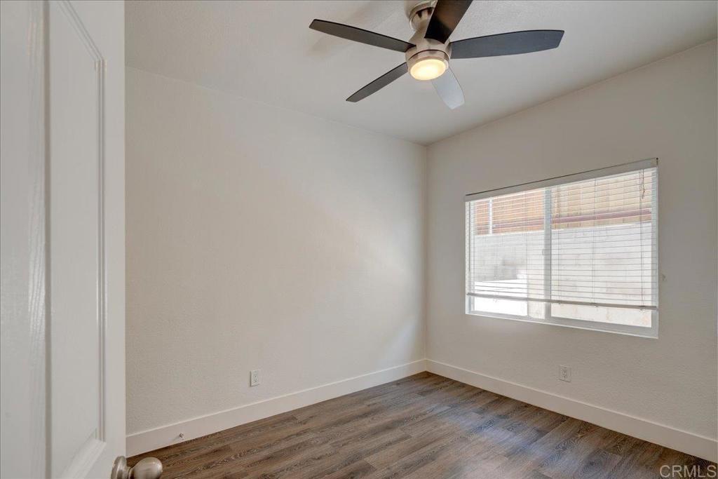 1103 33rd St - photo 17