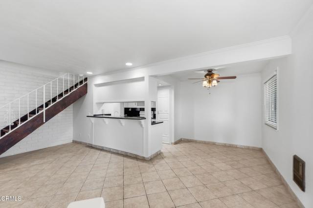 Detail Gallery Image 7 of 22 For 1105 Bryce Way, Ventura,  CA 93003 - 2 Beds | 1 Baths