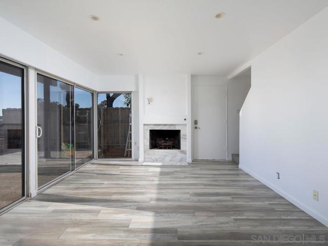 721 Camino Del Mar, Del Mar CA: https://media.crmls.org/mediaz/cf1a3951-07f4-4d52-aa79-8b0d9b30b599.jpg