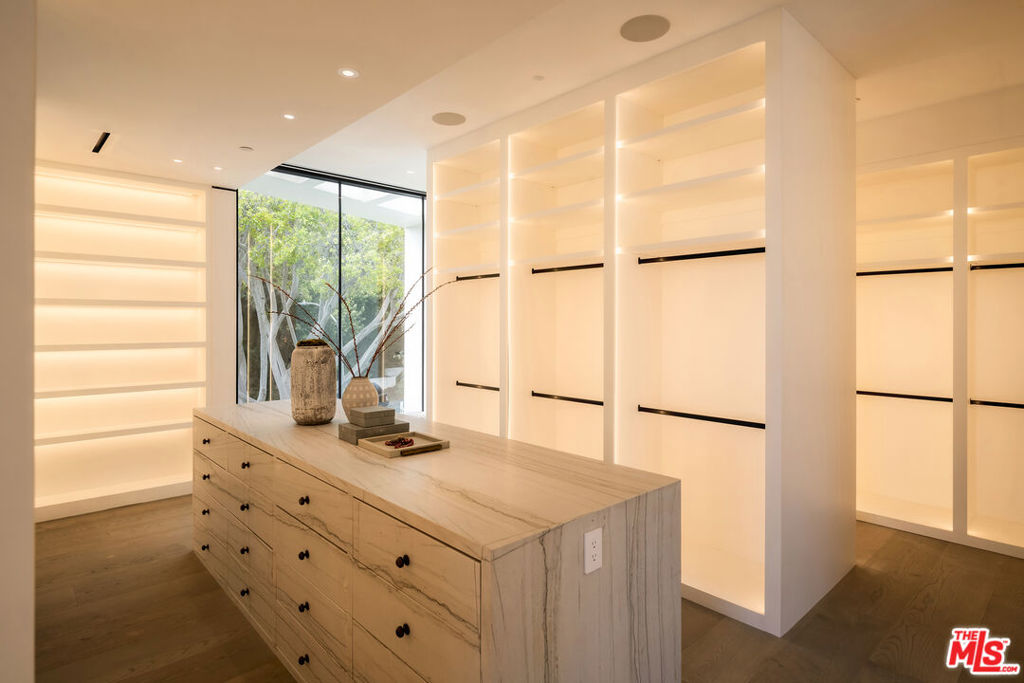 MLS #26865667 image #22