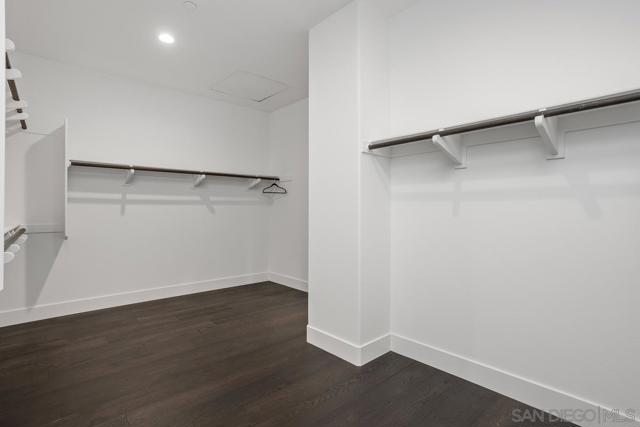 2807 California Poppy Street, Escondido CA: https://media.crmls.org/mediaz/cf1ae304-7922-468a-bd00-51cb23cf1d99.jpg