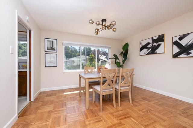 1149 Glenwood Drive, Millbrae CA: https://media.crmls.org/mediaz/cf1b10eb-dad5-4c13-9aef-8f9b11582a9e.jpg