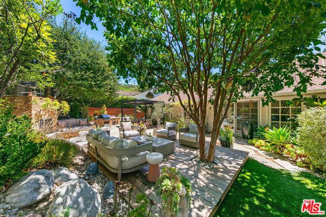 3644 Goodland Avenue photo 34